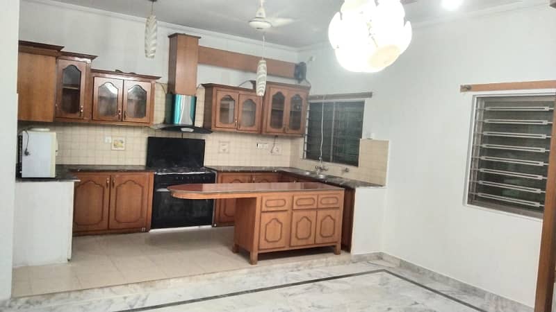 1 kanal 3 Bed upper portion Available For Rent 9