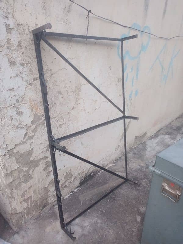 Steel Peti 5X3, with stand 5