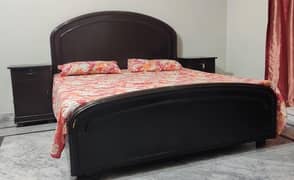 double bed without mattress 2 side table