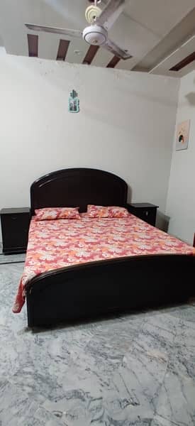 double bed without mattress 2 side table 3