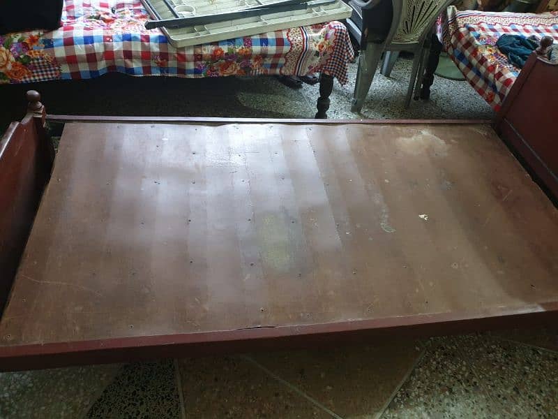 Single Wooden Bed - Condition 8/10, Available in 5000/- Only 2