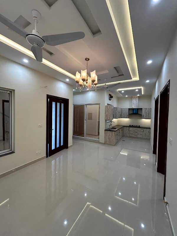 8 Marla Beautiful Brand New House Near Park Available For Sale 8