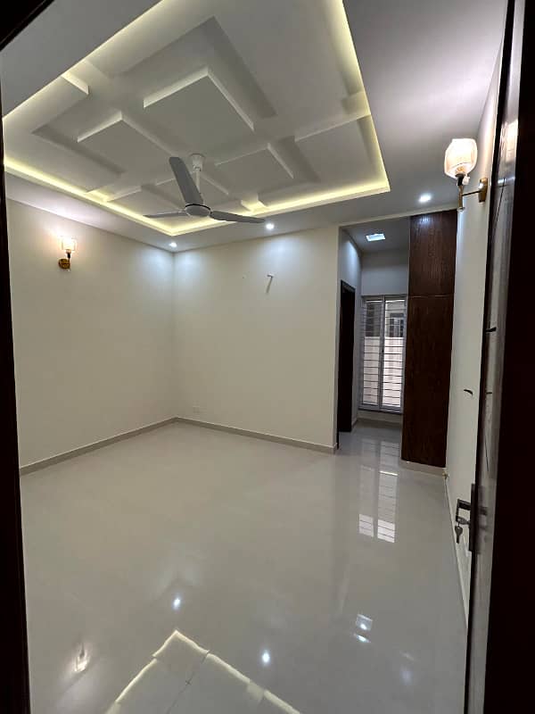 8 Marla Beautiful Brand New House Near Park Available For Sale 11