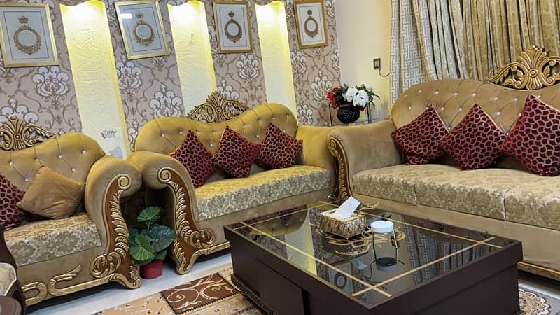 khubsorat sofa set boht kam qeemat main 2