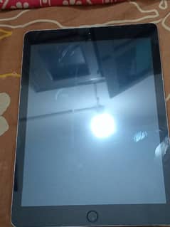 Apple iPad 6th Generation 32GB