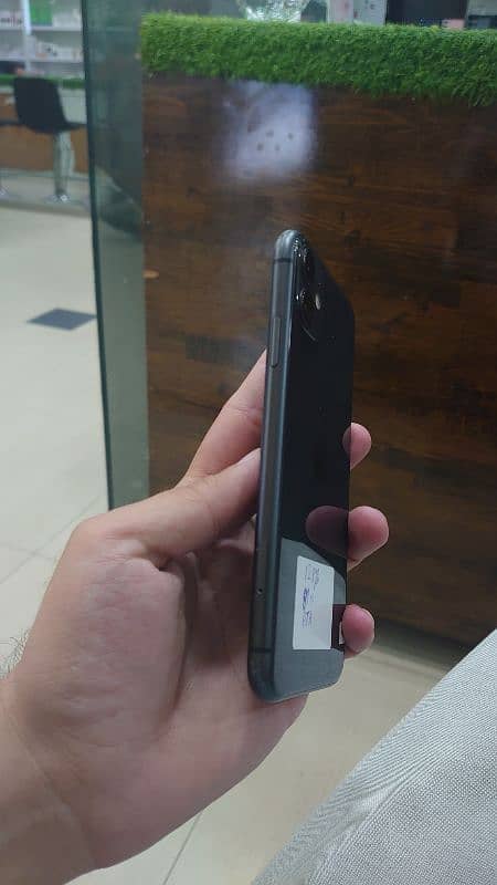 Iphone 11 Dual sim pta approved 5