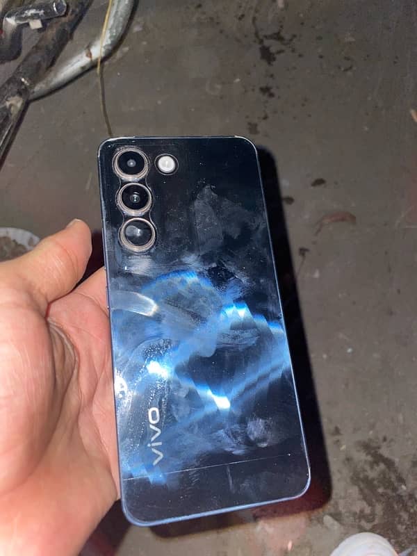 vivo y100 4