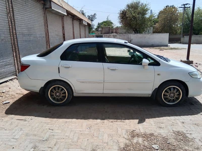 Honda City IDSI 2006 3