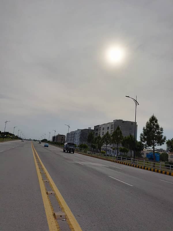 Sector, H . 5 Marla plot for sale invester price Bahria enclave Islamabad 0