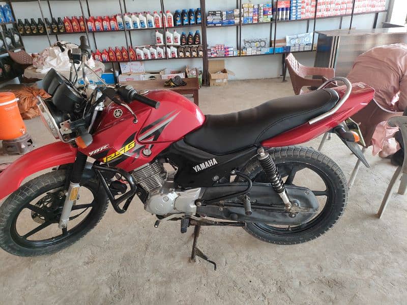 Yamaha Ybr G 125 4