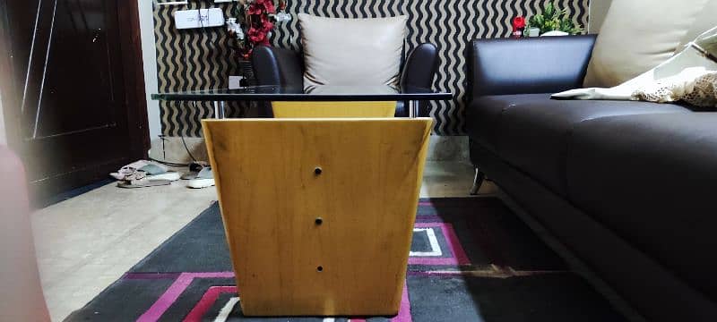 Centre table/Coffee table for sale 2