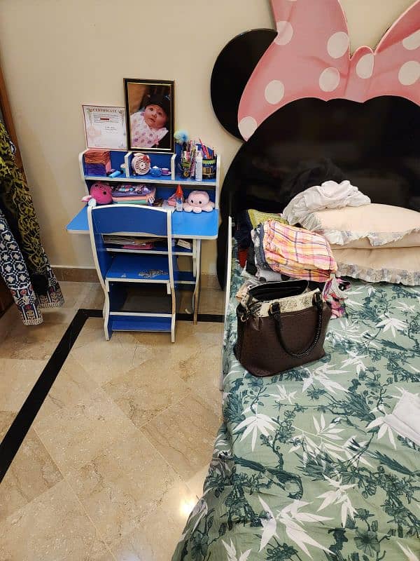 kids 2 single bed n 1side table without metress 1