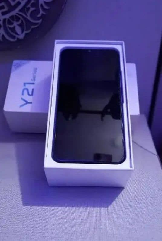 Vivo. Y21 1