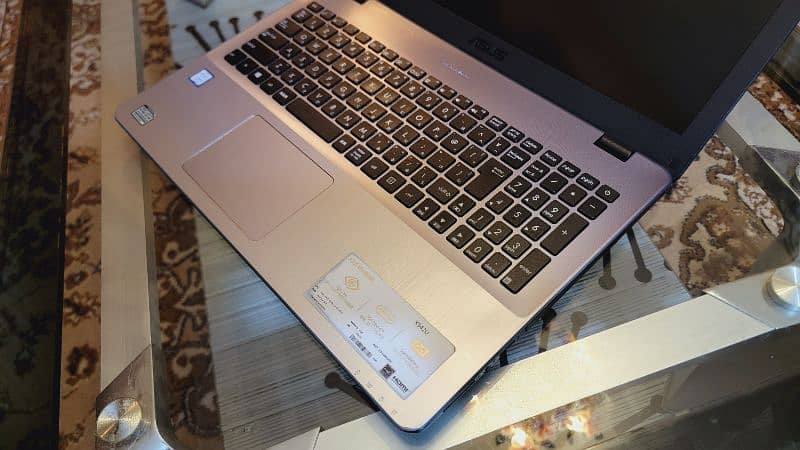 Laptop ASUS | Core i3, 8th Generation | Slim Full HD 8