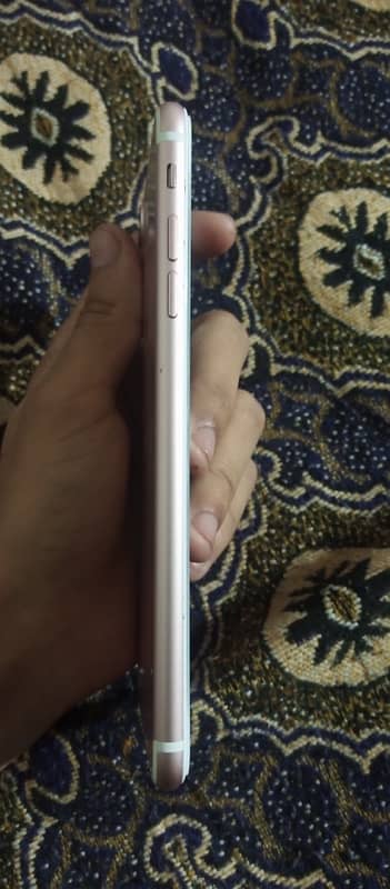 i phone 7 Plus non pta 10/8 condition color Rose 4