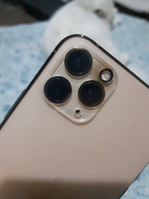 iphone 11 pro ( PTA approved ) 5