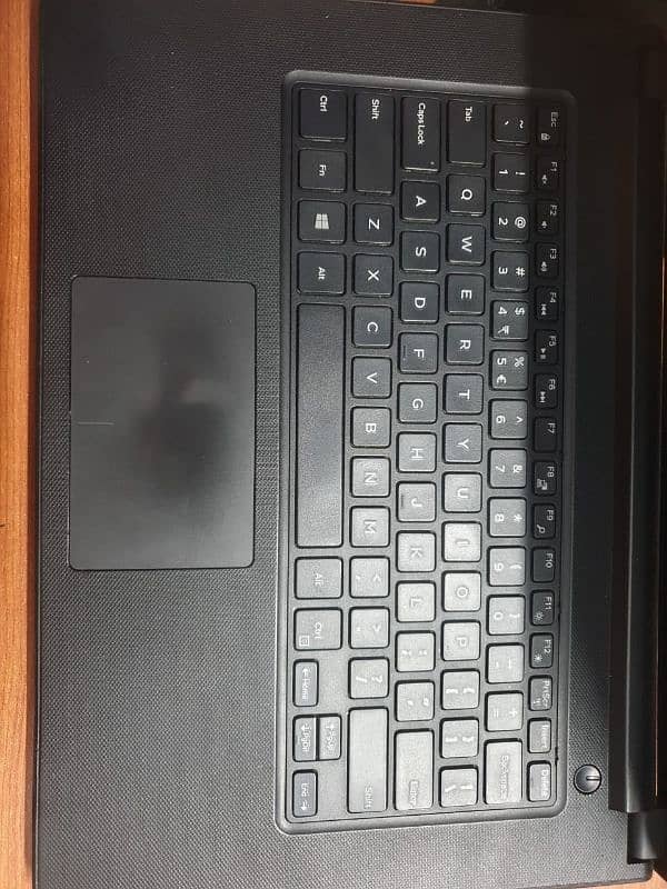 Dell laptop core i7 7th generation 8 gb ram in good condition. 3