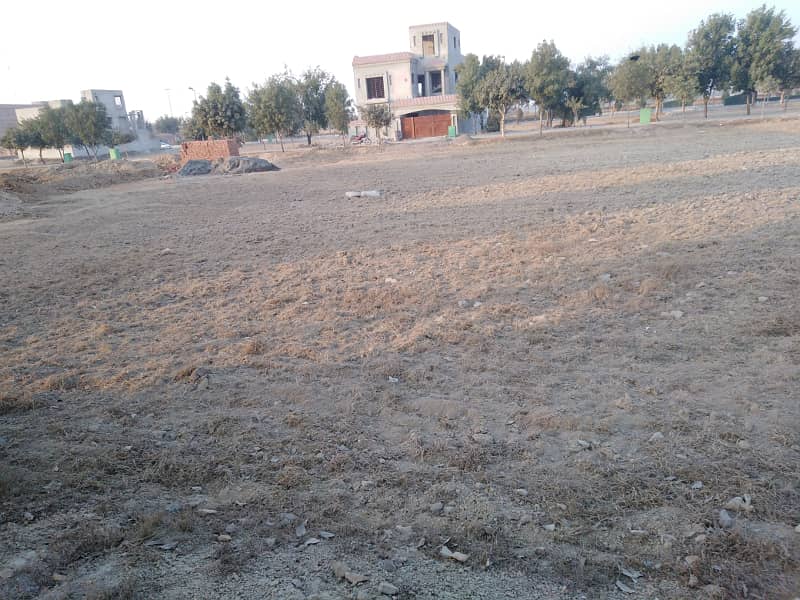 10 Marla Residential Plot For Sale In Alamgir Ext Block Sector F Bahria Town Lahore 8