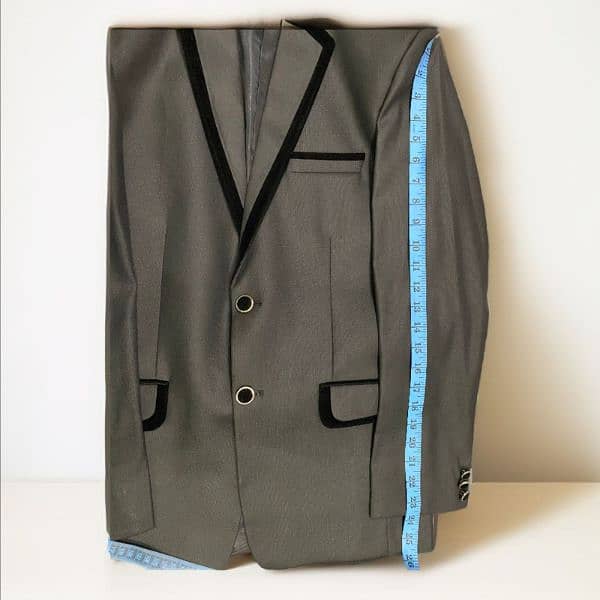 MEN'S TWO PIECE SUIT,  ALL DETAILS IN PICTURE 4