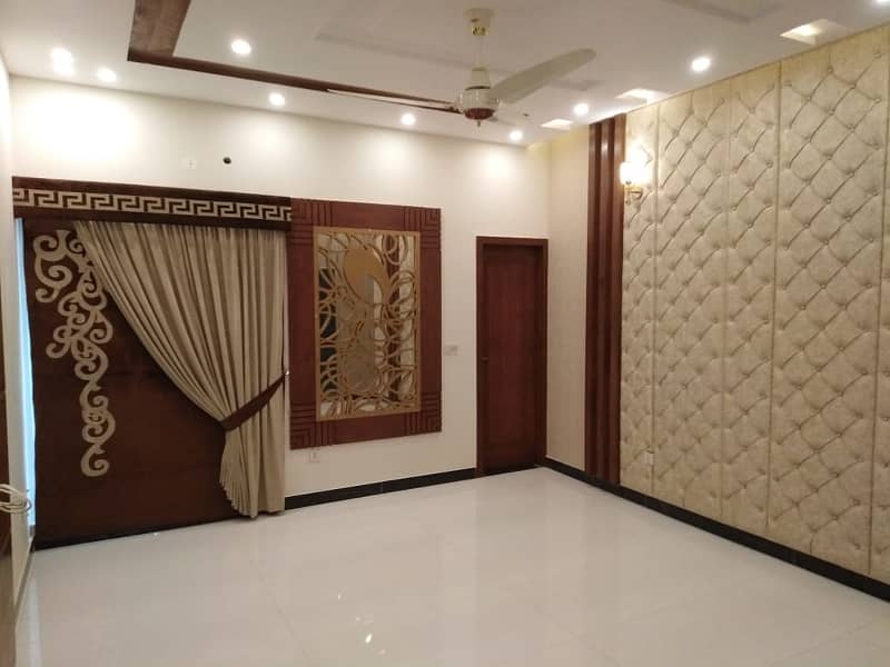 Like New 10 Marla Lower Portion For Rent In Oversease B Block Bahria Town Lahore 4