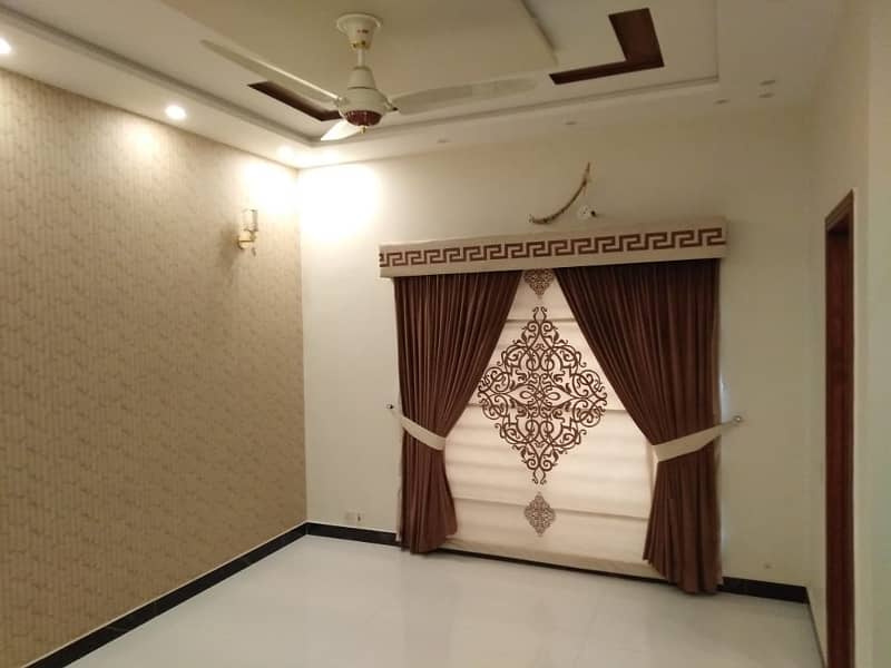 Like New 10 Marla Lower Portion For Rent In Oversease B Block Bahria Town Lahore 12