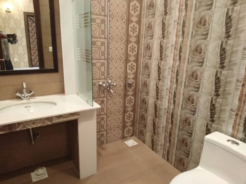 Like New 10 Marla Lower Portion For Rent In Oversease B Block Bahria Town Lahore 25