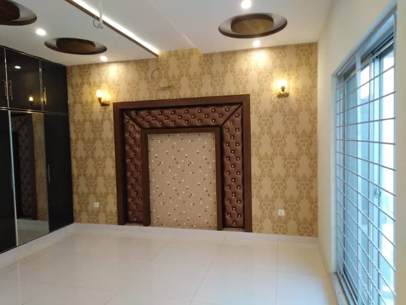 Like New 10 Marla Lower Portion For Rent In Oversease B Block Bahria Town Lahore 26