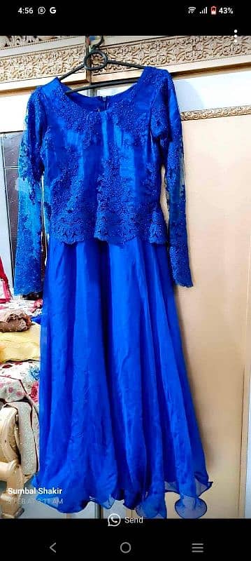 3 pcs maxi available 1