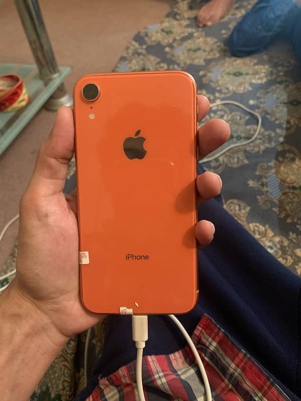 iPhone XR 3