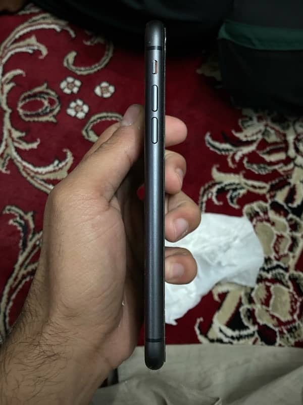 iphone 11  jv 64 gb 3