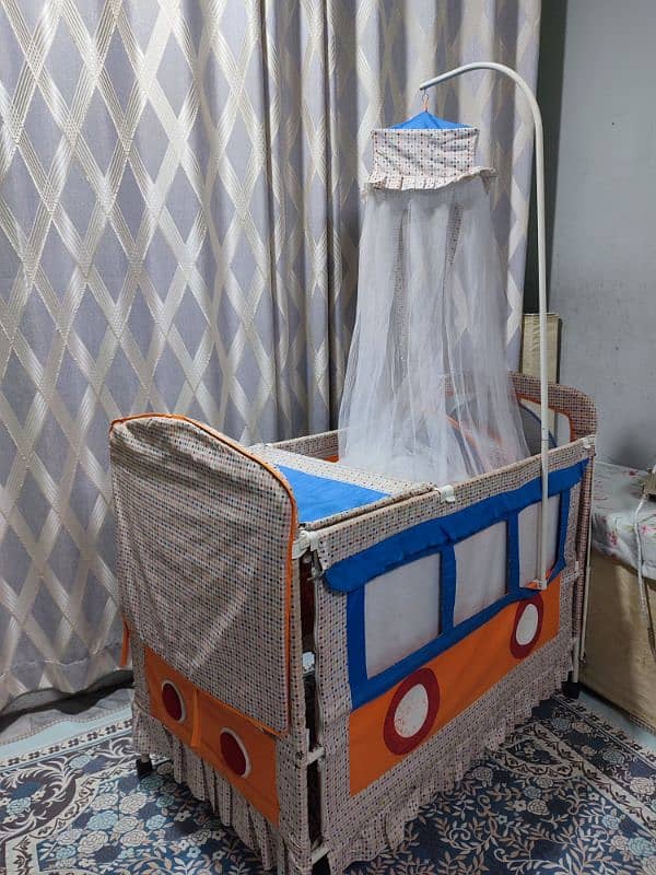 Foldable & Movable Bed with BB Cart & Mosquito Net 4