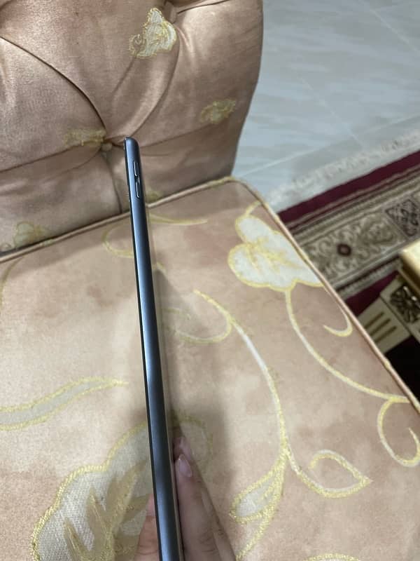 Apple Ipad 8th generation 3