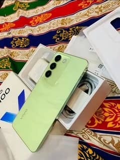 VIVO Y100 8+8/256 GB.  ONLY 1 WEEK USED .