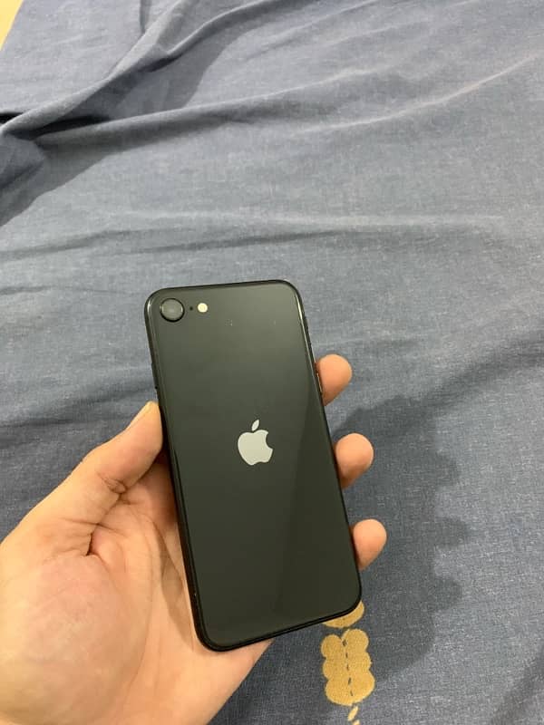 Iphone SE 2 (2020) 1