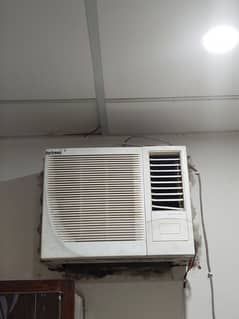 0.75 Window AC Urgently For Sale