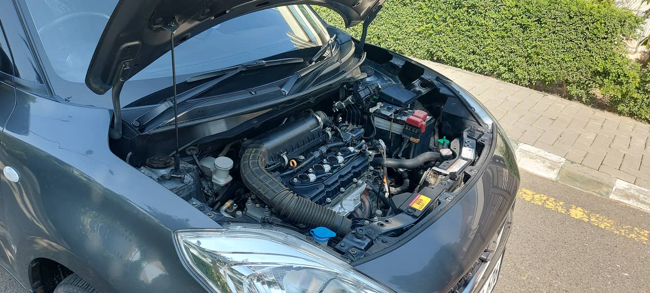 Suzuki Swift 2022 GL CVT 9