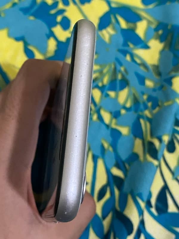 iphone 11 64gb waterpack (exchange possible) 4