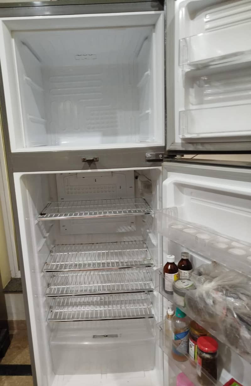 Non Inverter Fridge 5