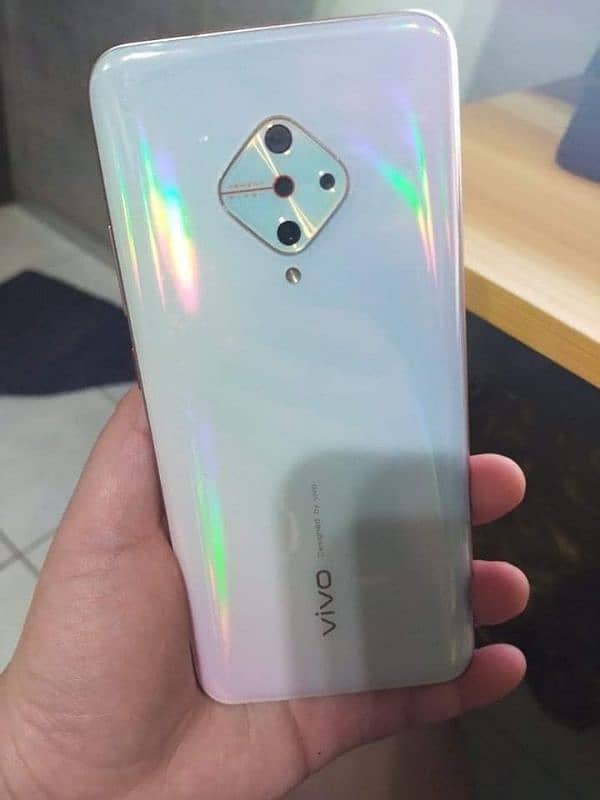 ViVO S1pro  8/128 GB 1