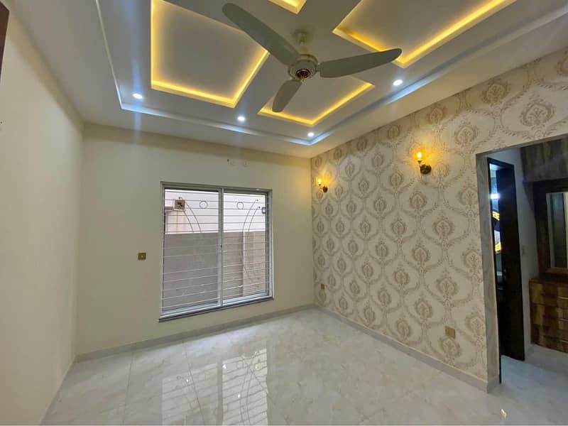 3 Years Installment Base House In Park View City Lahore 2