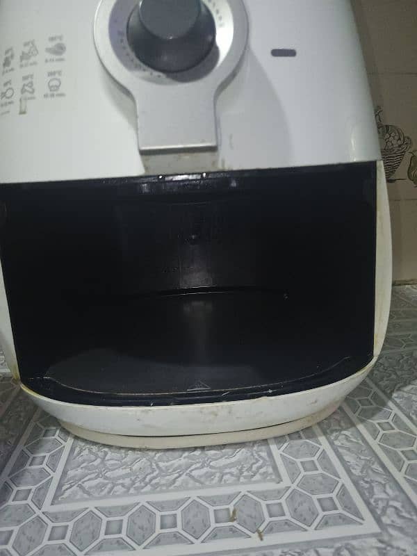 Philips Air Fryer 0