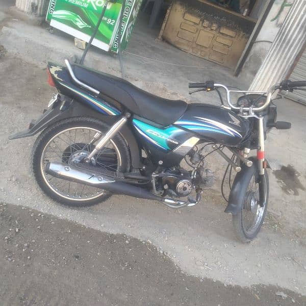 CD honda 70 dream 14 model Attock number All documents complete +plats 4