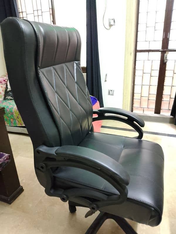 Revolving Chair for Sale 1