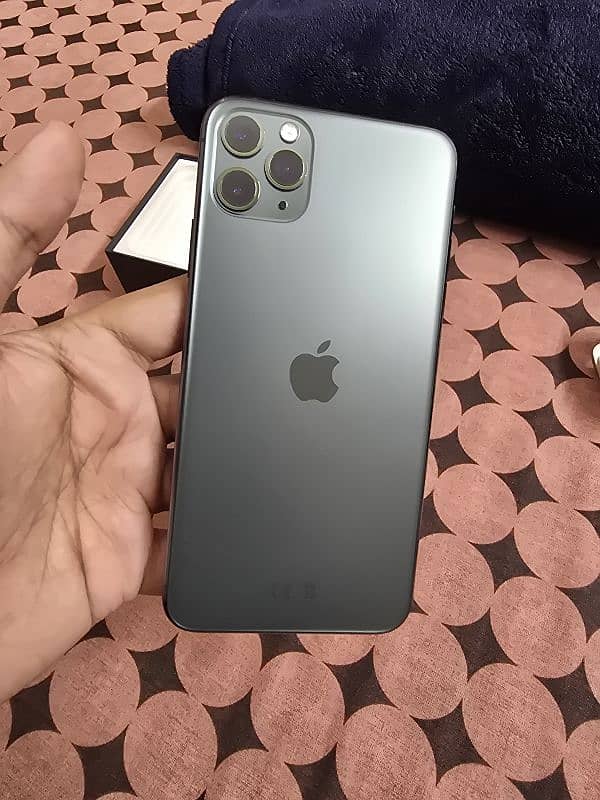 iPhone 11 Pro Max 0