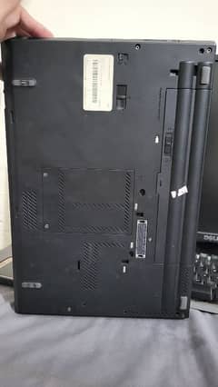 Lenovo T430 4 gb ram 500 gb hard i5 3rd gen