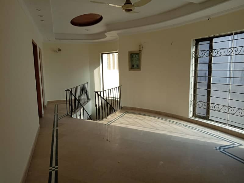 2 KANAL OFFICE USE HOUSE FOR RENT GULBERG III LAHORE 10