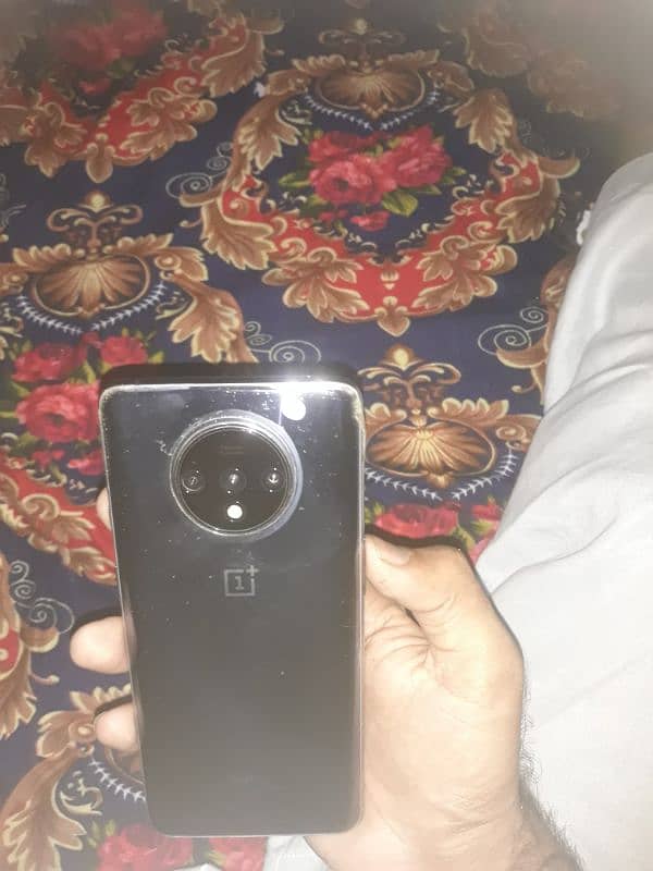 One plus 7t For sales 1