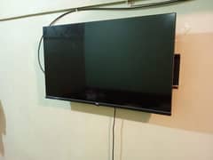 TCL Smart TV Slightly used