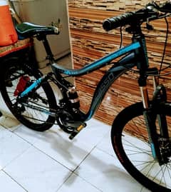 bicycle impoted 24 inch brand new 3 month used call no 03149505437