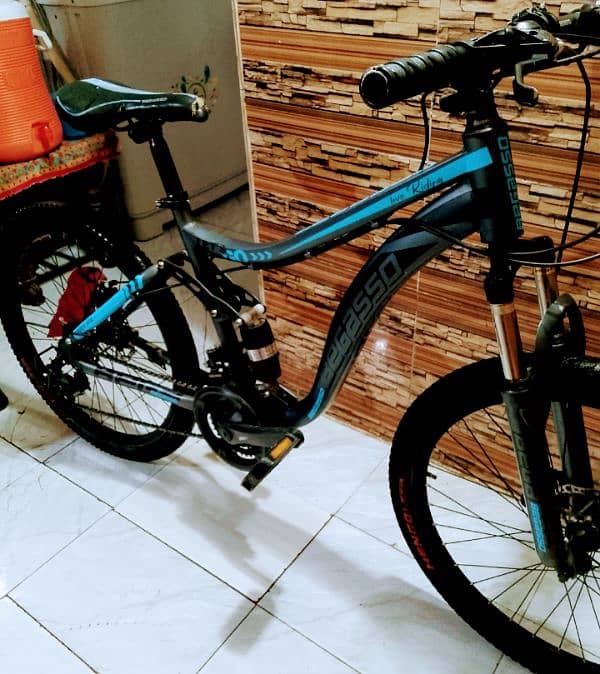 bicycle impoted 24 inch brand new 3 month used call no 03149505437 0